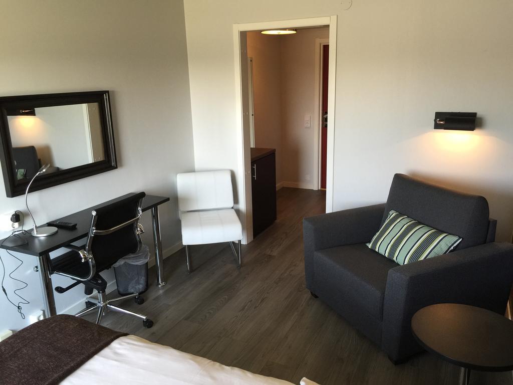 Hotell Smedjan Pajala Zimmer foto